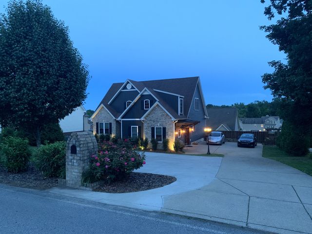 7247 Cox Pike, Fairview, TN 37062