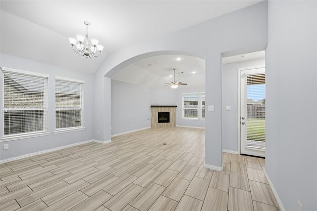 6802 Monarch Falls Lane, Katy, TX 77493