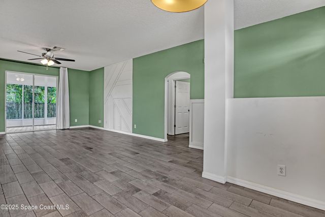550 Sauders Road SE, Palm Bay, FL 32909