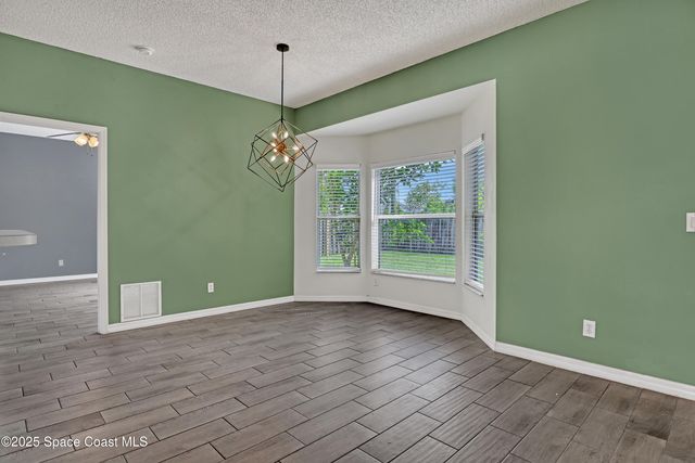 550 Sauders Road SE, Palm Bay, FL 32909