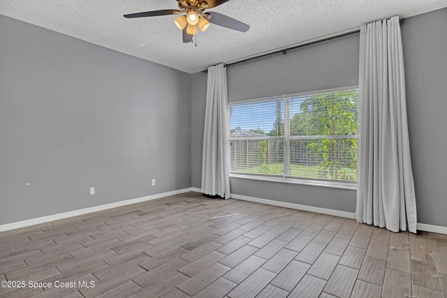 550 Sauders Road SE, Palm Bay, FL 32909