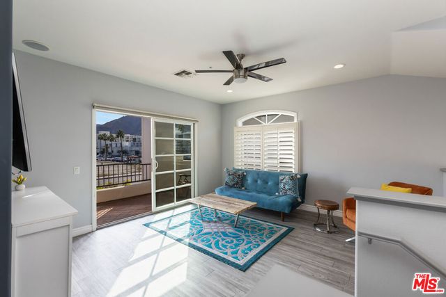 546 N Indian Canyon Drive, Palm Springs, CA 92262