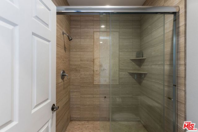 546 N Indian Canyon Drive, Palm Springs, CA 92262