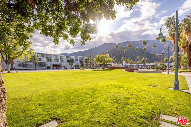 546 N Indian Canyon Drive, Palm Springs, CA 92262