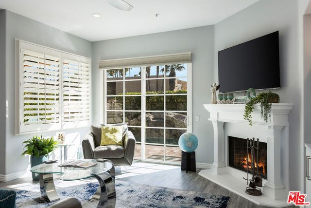 546 N Indian Canyon Drive, Palm Springs, CA 92262