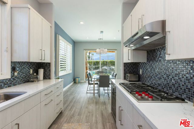 546 N Indian Canyon Drive, Palm Springs, CA 92262