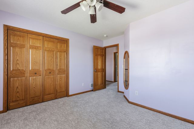 11 JACOB Drive, Eldridge, IA 52478