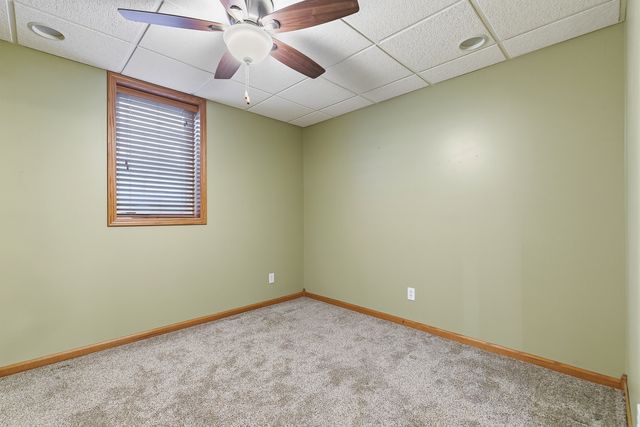 11 JACOB Drive, Eldridge, IA 52478
