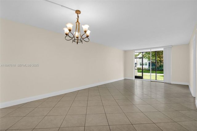 681 S Hollybrook Drive 109, Pembroke Pines, FL 33025