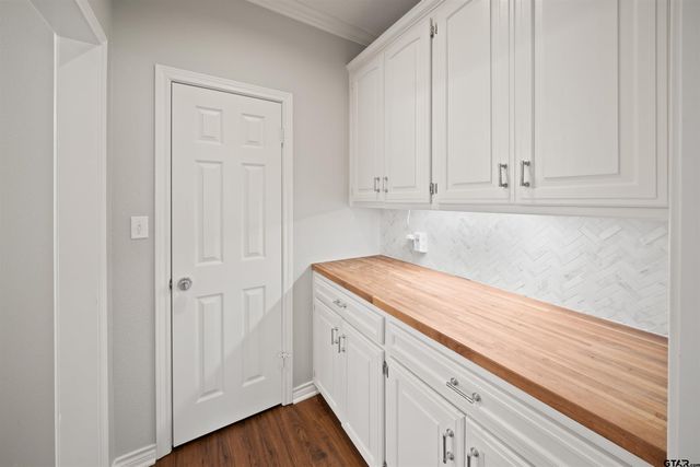 1710 Brandywine Dr, Tyler, TX 75703