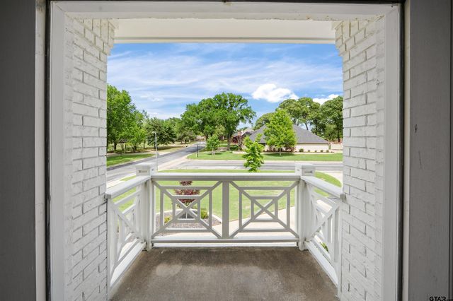 1710 Brandywine Dr, Tyler, TX 75703