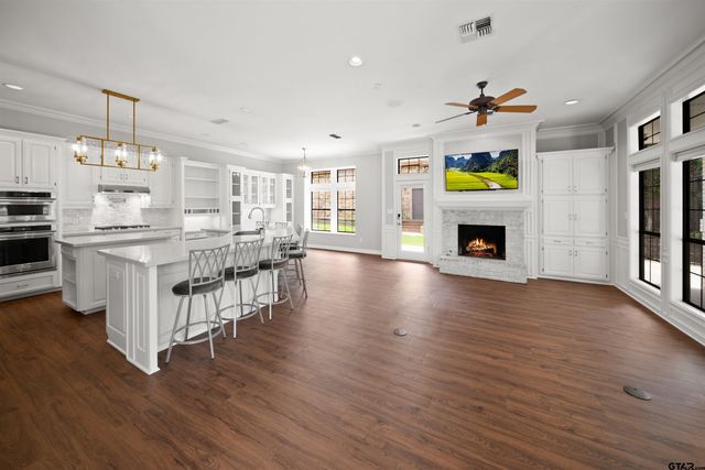1710 Brandywine Dr, Tyler, TX 75703