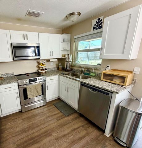 7974 AVENAL LOOP, New Port Richey, FL 34655