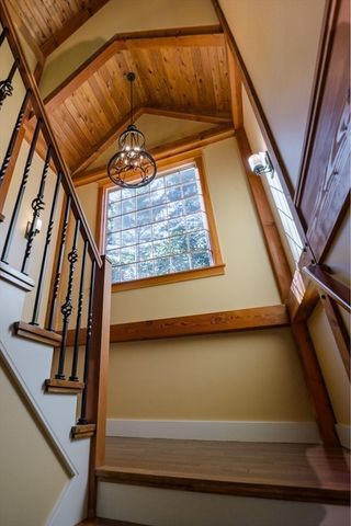 83 Eden Trail Branch, Leyden, MA 01337