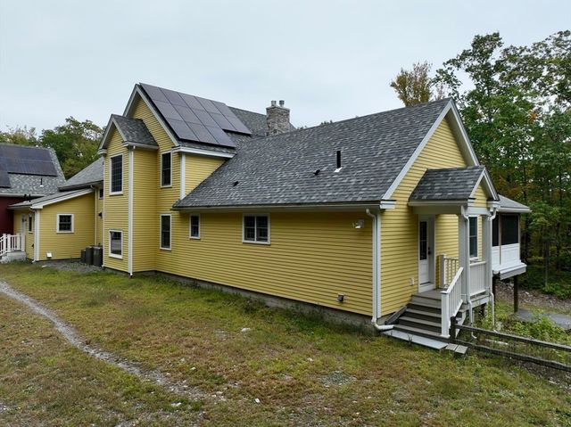 83 Eden Trail Branch, Leyden, MA 01337