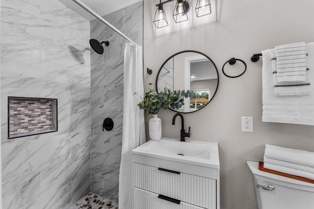 6200 Kiernan Dr, Carmichael, CA 95608