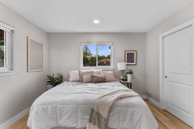 6200 Kiernan Dr, Carmichael, CA 95608