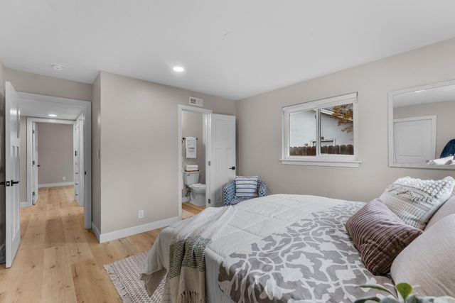 6200 Kiernan Dr, Carmichael, CA 95608