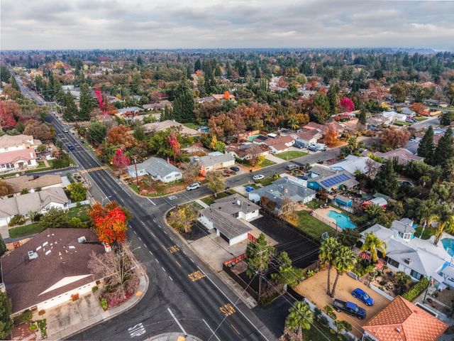 6200 Kiernan Dr, Carmichael, CA 95608