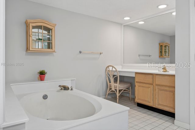 1 Ocean Ln Apt 3332, Hilton Head Island, SC 29928