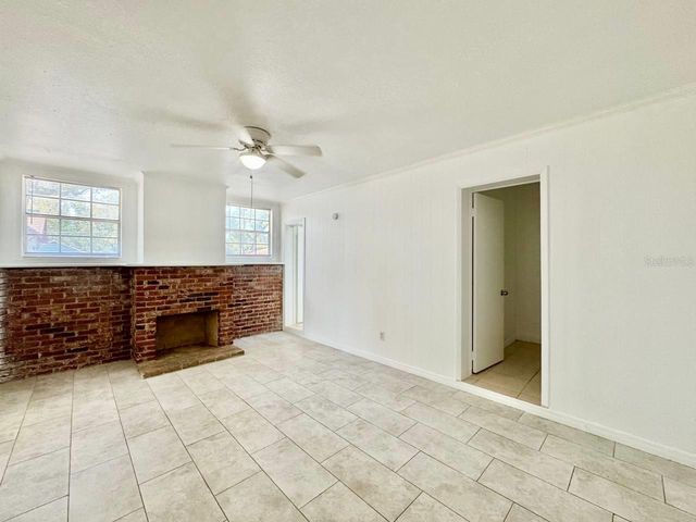 1302 E NEW ORLEANS AVENUE, Tampa, FL 33603