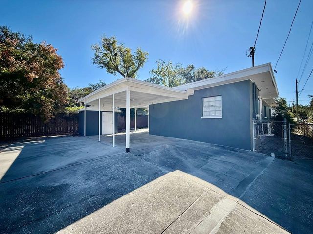 1302 E NEW ORLEANS AVENUE, Tampa, FL 33603
