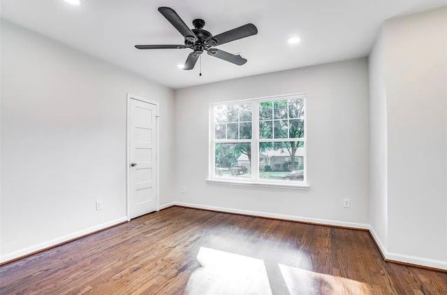 9531 Peninsula Drive, Dallas, TX 75218