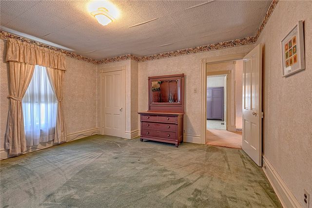 115 W 5th Ave, Derry Boro, PA 15627