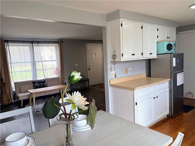 424 Upper Valley Road, Gates, NY 14624