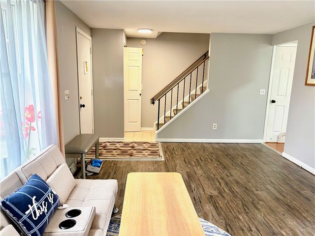 424 Upper Valley Road, Gates, NY 14624