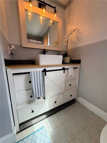 424 Upper Valley Road, Gates, NY 14624