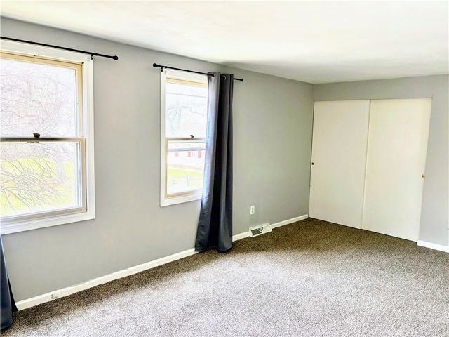 424 Upper Valley Road, Gates, NY 14624