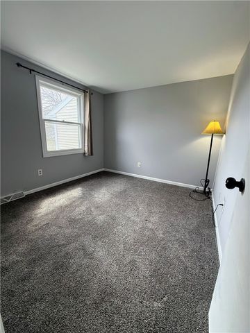 424 Upper Valley Road, Gates, NY 14624