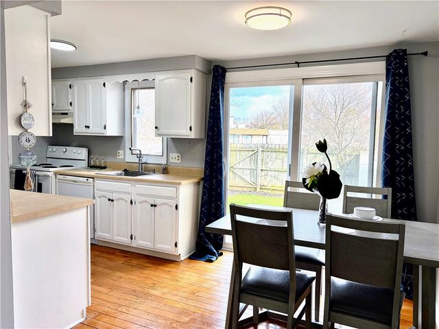 424 Upper Valley Road, Gates, NY 14624