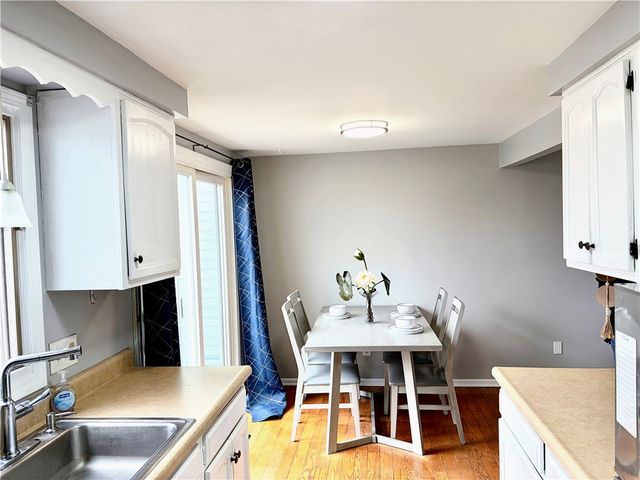 424 Upper Valley Road, Gates, NY 14624