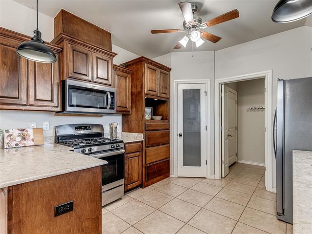 1740 N Dobbs Road, Harrah, OK 73045