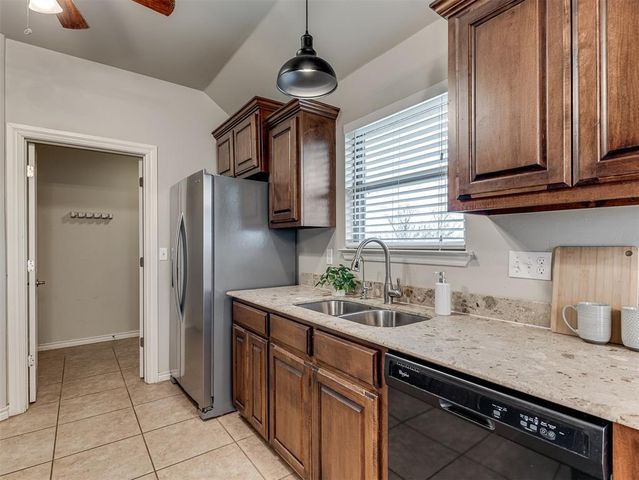 1740 N Dobbs Road, Harrah, OK 73045