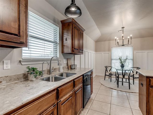 1740 N Dobbs Road, Harrah, OK 73045