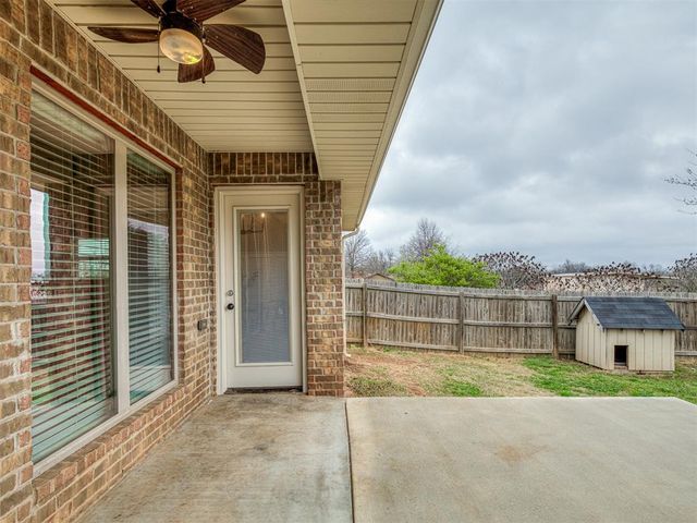 1740 N Dobbs Road, Harrah, OK 73045