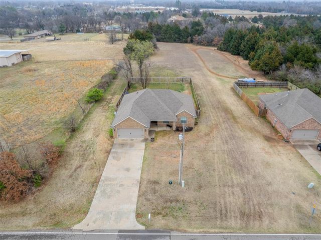 1740 N Dobbs Road, Harrah, OK 73045
