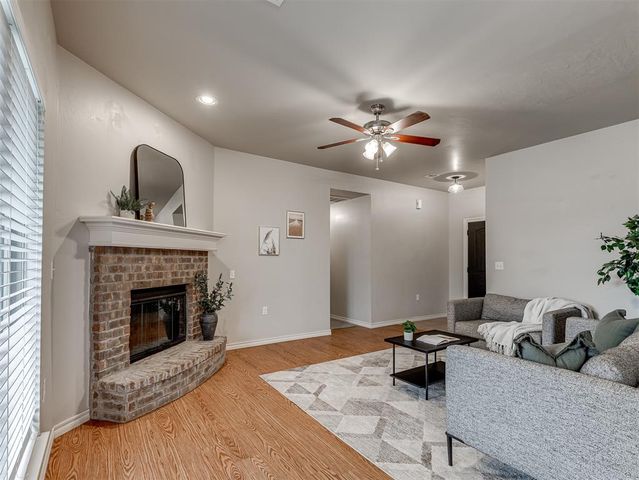 1740 N Dobbs Road, Harrah, OK 73045