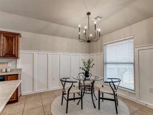 1740 N Dobbs Road, Harrah, OK 73045