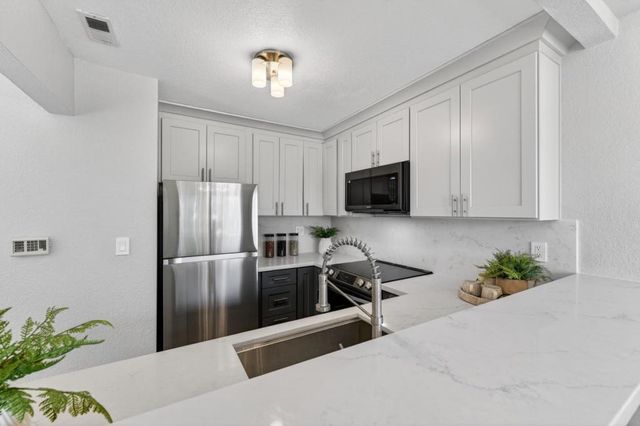 2012 La Terrace Circle, San Jose, CA 95123