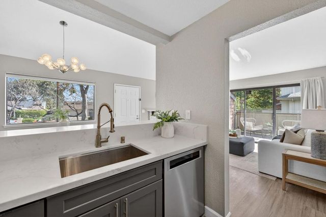 2012 La Terrace Circle, San Jose, CA 95123