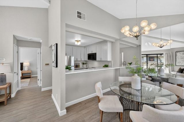 2012 La Terrace Circle, San Jose, CA 95123