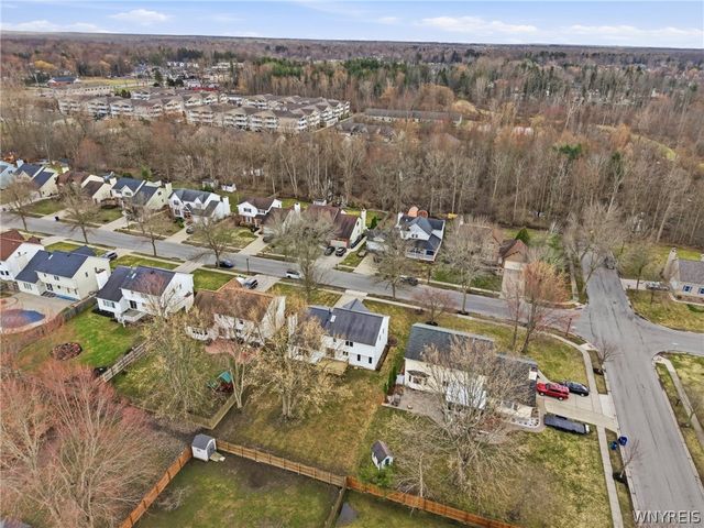 84 South Castlerock Lane, Amherst, NY 14051