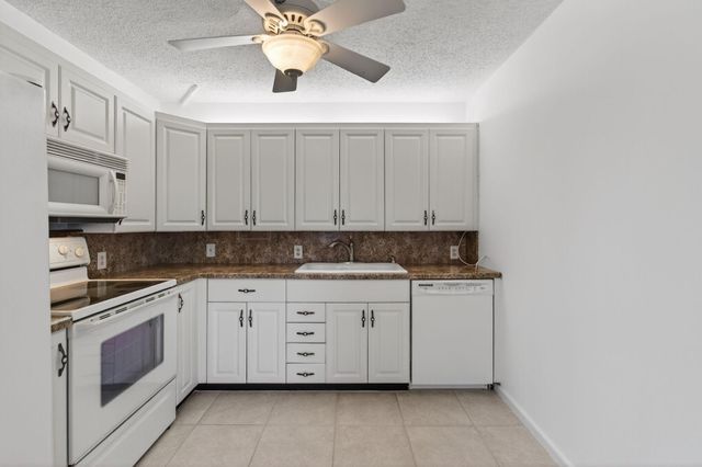 3032 Rexford B, Boca Raton, FL 33434