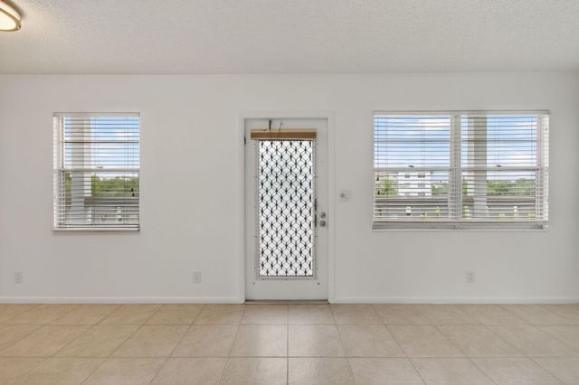 3032 Rexford B, Boca Raton, FL 33434