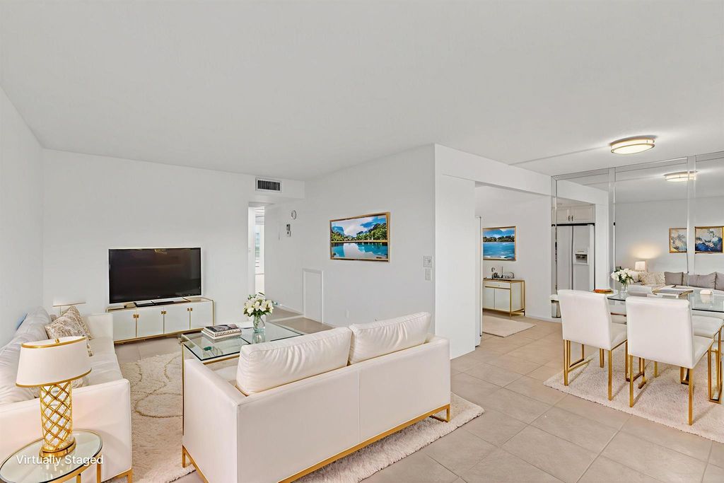 3032 Rexford B, Boca Raton, FL 33434