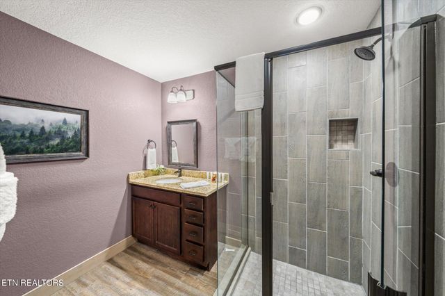1104 Anastasia Way, Gatlinburg, TN 37738